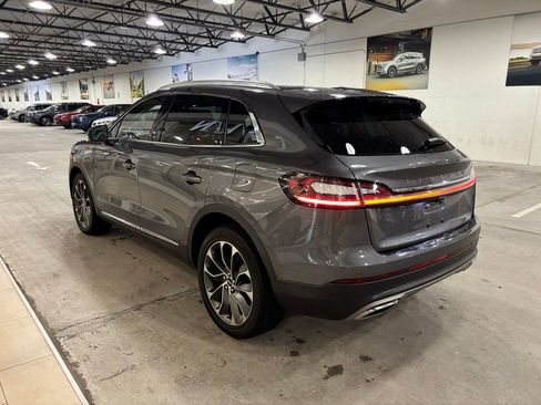 Used 2022 Lincoln Nautilus Reserve AWD/4WD image 4