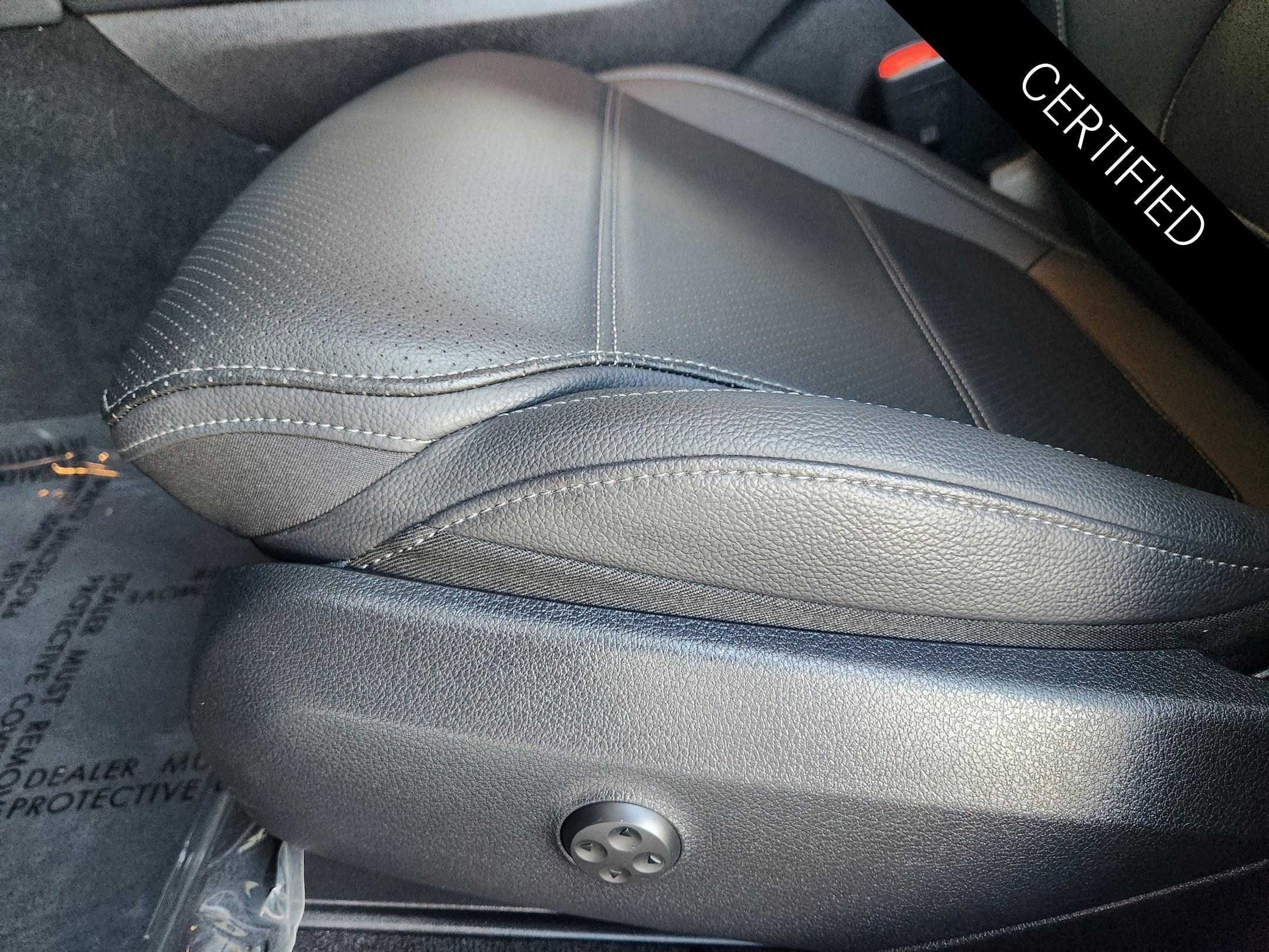Certified 2026 Mercedes-Benz GLC 300 image 25