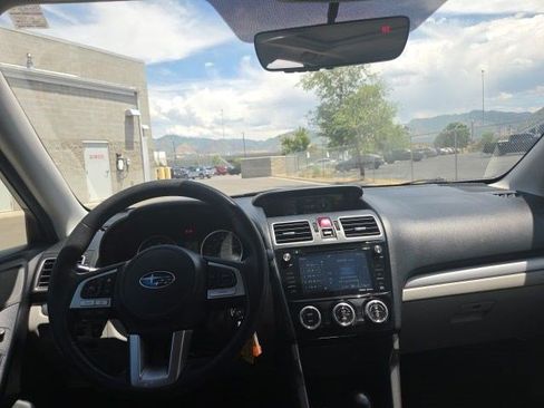 Used 2018 Subaru Forester 2.5i Premium w/ All-Weather Package AWD/4WD image 15