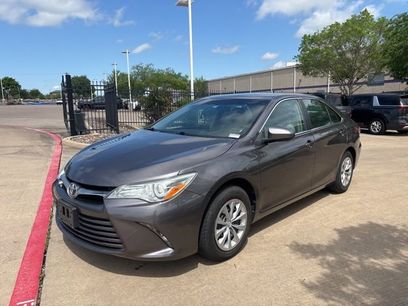 Used 2016 Toyota Camry LE
