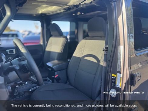 Used 2023 Jeep Wrangler Unlimited w/ Cold Weather Group AWD/4WD image 11