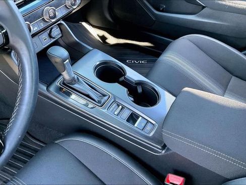 Used 2024 Honda Civic Sport image 13
