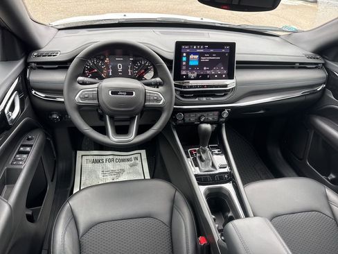 New 2026 Jeep Compass Latitude AWD/4WD image 6