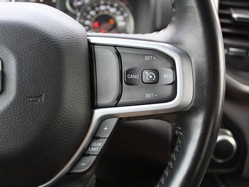 Used 2021 RAM 1500 Big Horn image 16