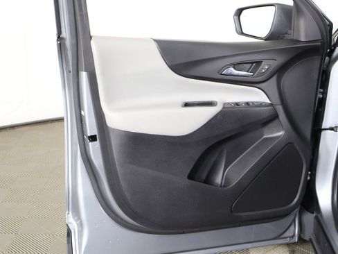 Used 2023 Chevrolet Equinox LS w/ Driver Confidence II Package image 21