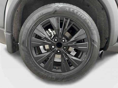 Used 2023 Nissan Rogue SV w/ SV Premium B Package FWD image 48