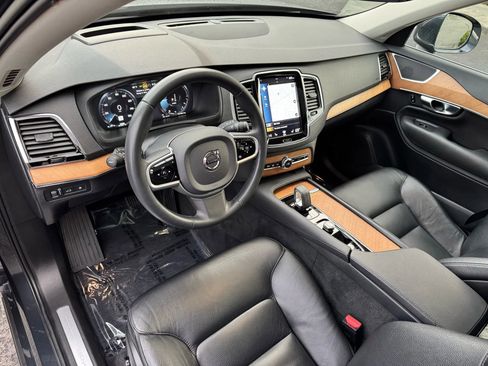 Used 2022 Volvo XC90 T8 Inscription Expression w/ Advanced Package image 21