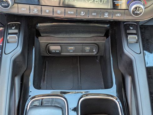 Used 2024 Kia Telluride S w/ S Sunroof Package image 27