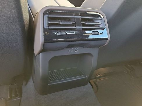 Certified 2026 BMW i5 eDrive40 RWD image 14