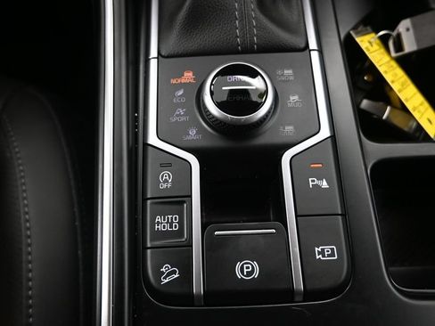 Certified 2026 Kia Sorento EX AWD/4WD image 24