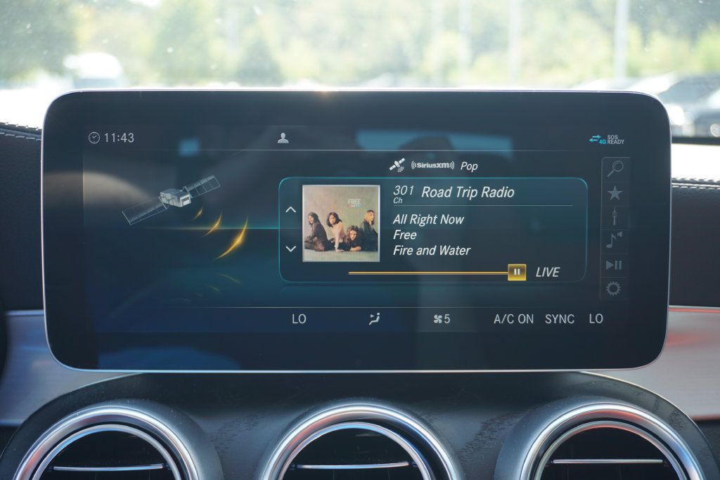 Used 2022 Mercedes-Benz C 300 Coupe image 18