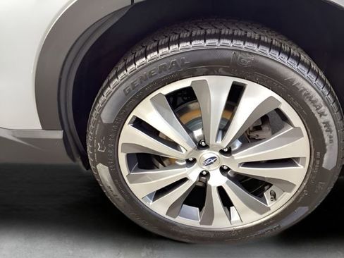 Used 2022 Subaru Ascent Limited w/ Technology Package image 29