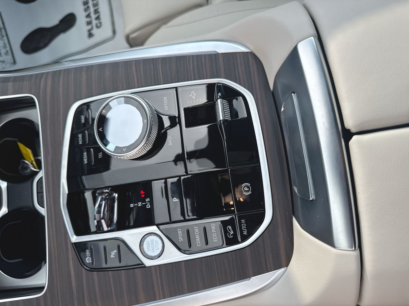 New 2027 BMW X7 xDrive40i w/ Executive Package AWD/4WD image 23