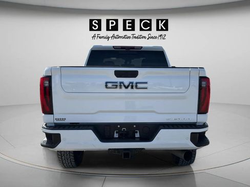 Used 2024 GMC Sierra 3500 Denali Ultimate AWD/4WD image 6