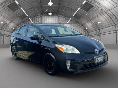 Used 2013 Toyota Prius Three FWD image 7