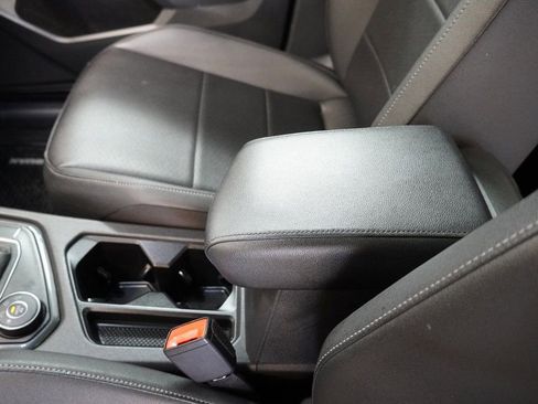 Used 2019 Volkswagen Tiguan S image 23