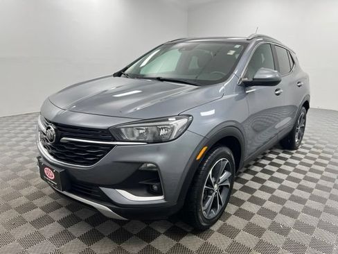 Used 2022 Buick Encore GX Select AWD/4WD image 2