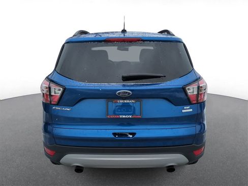 Used 2018 Ford Escape SE image 7