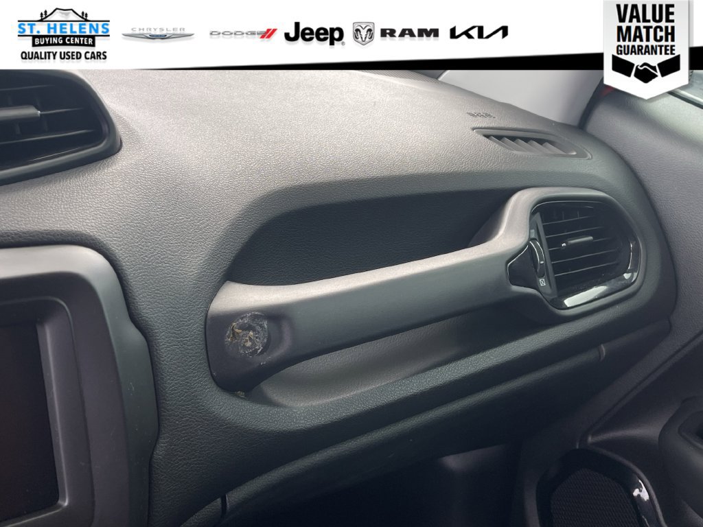 Used 2018 Jeep Renegade Altitude AWD/4WD image 26