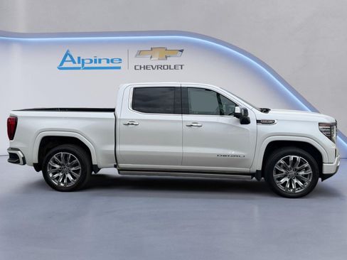Used 2024 GMC Sierra 1500 Denali w/ Denali Reserve Package AWD/4WD image 6