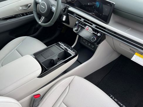 New 2026 Hyundai Tucson Limited AWD/4WD image 19