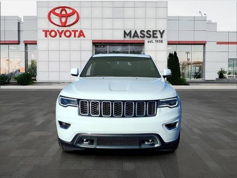 Used 2018 Jeep Grand Cherokee Limited image 8