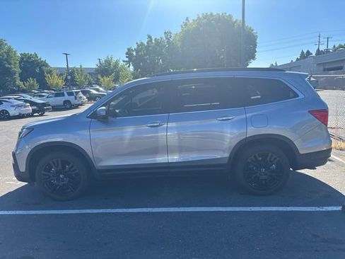 Used 2022 Honda Pilot Special Edition image 2