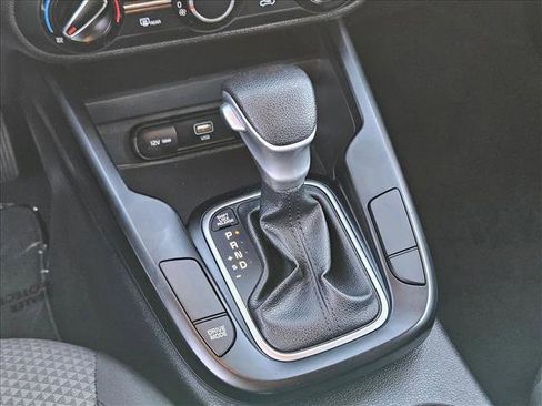 Used 2023 Kia Soul LX w/ LX Technology Package image 13