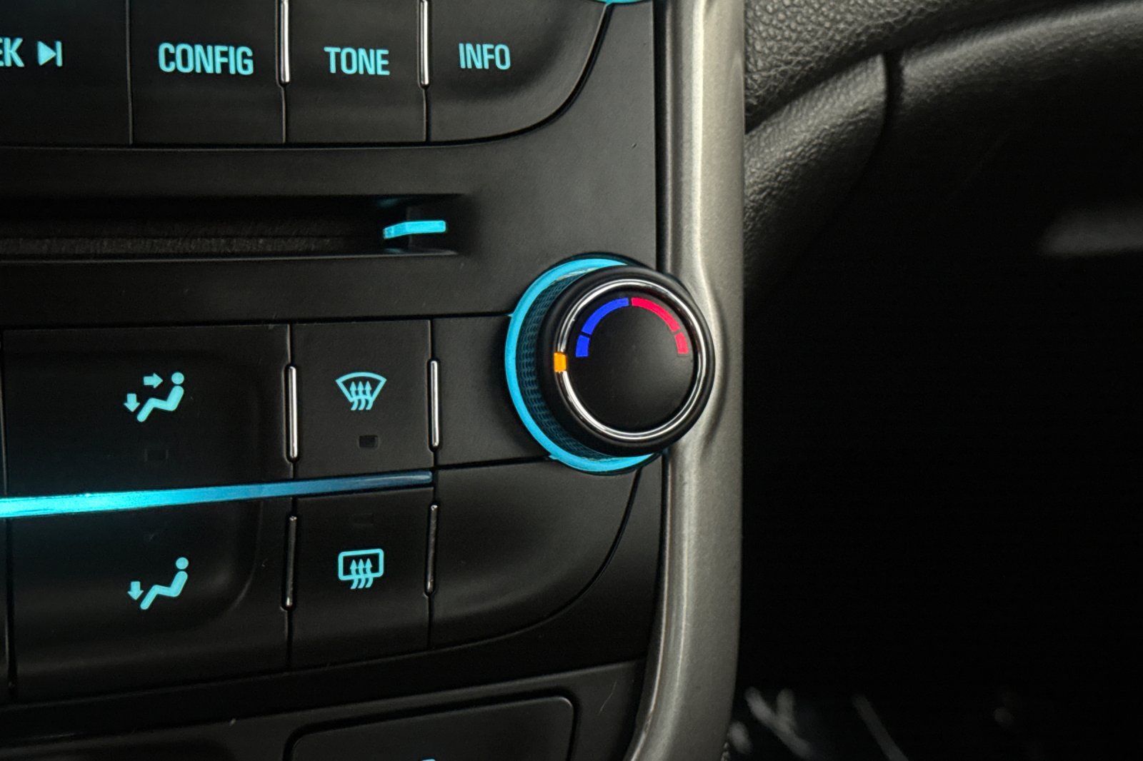 Used 2016 Chevrolet Malibu LT w/ Power Convenience Package FWD image 30