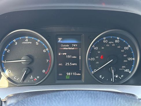 Used 2017 Toyota RAV4 LE w/ All Weather Liner Package FWD image 22