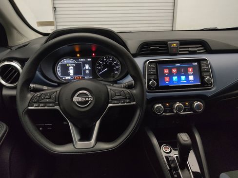Used 2025 Nissan Versa SV FWD image 22