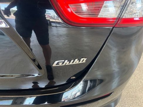 Used 2018 Maserati Ghibli S Q4 AWD/4WD image 6