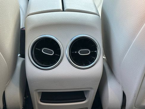 Certified 2023 Mercedes-Benz GLB 250 image 15