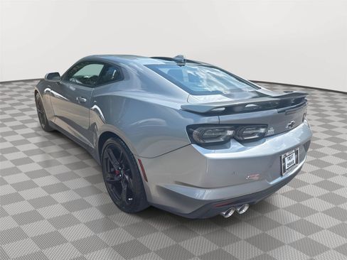 Used 2023 Chevrolet Camaro SS RWD image 8