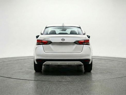 Used 2025 Nissan Versa SV FWD image 7