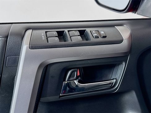 Used 2020 Toyota 4Runner SR5 image 21