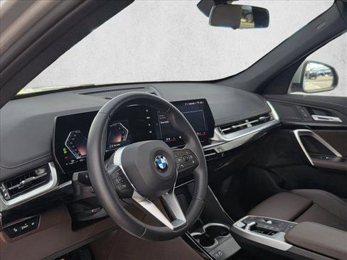 Used 2025 BMW X1 xDrive28i AWD/4WD image 13