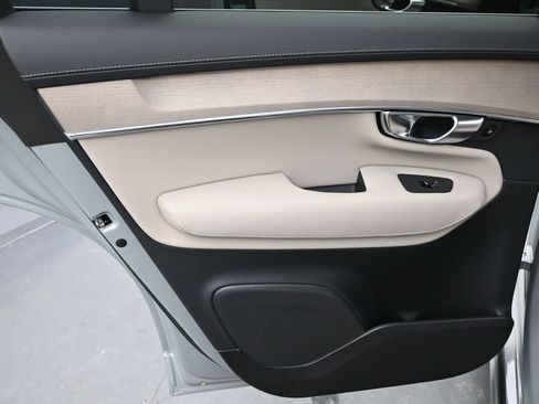 New 2026 Volvo XC90 B6 Core AWD/4WD image 20
