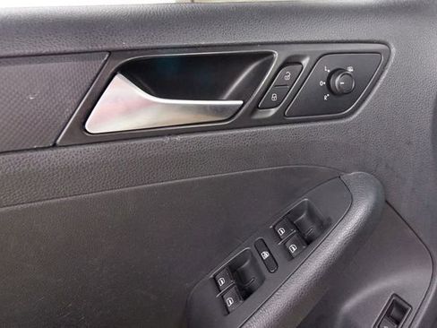 Used 2016 Volkswagen Jetta S FWD image 18