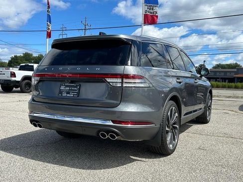 Used 2025 Lincoln Aviator Reserve w/ Luxury Package image 2