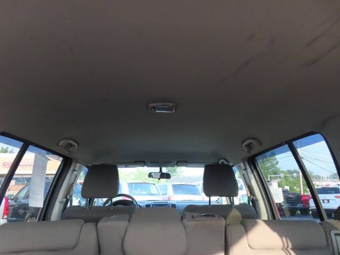Used 2011 Nissan Pathfinder S AWD/4WD image 15