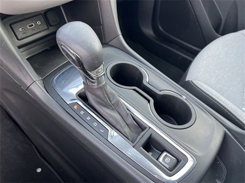 Certified 2023 Chevrolet Equinox LS w/ LS Convenience Package image 19