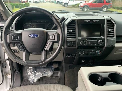 Used 2020 Ford F150 XLT w/ Equipment Group 302A Luxury image 15