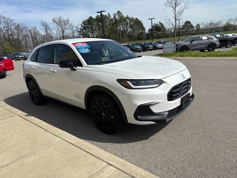 Used 2023 Honda HR-V Sport image 6