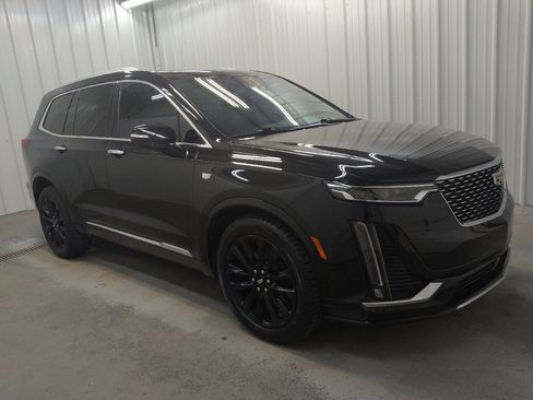Used 2020 Cadillac XT6 Premium Luxury AWD/4WD image 11