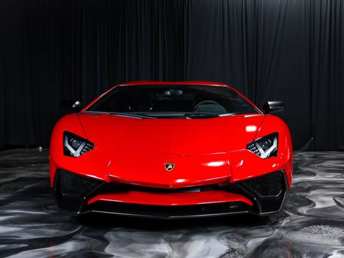 Used 2016 Lamborghini Aventador LP 750-4 Superveloce AWD/4WD image 6