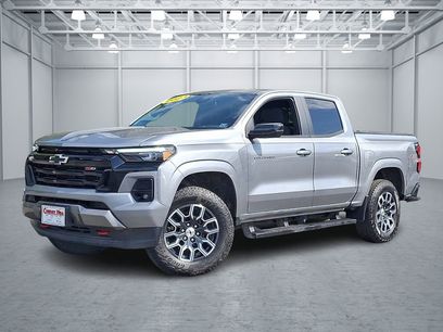 Used 2024 Chevrolet Colorado Z71 w/ Z71 Convenience Package 2