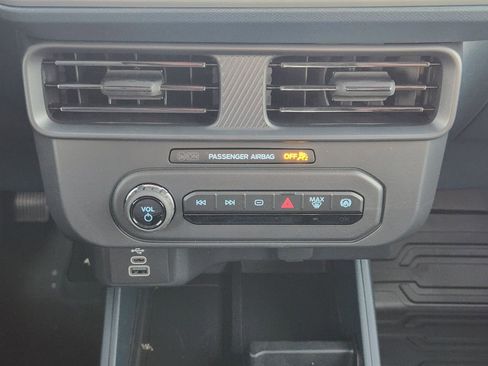 New 2026 Ford Maverick XL image 18