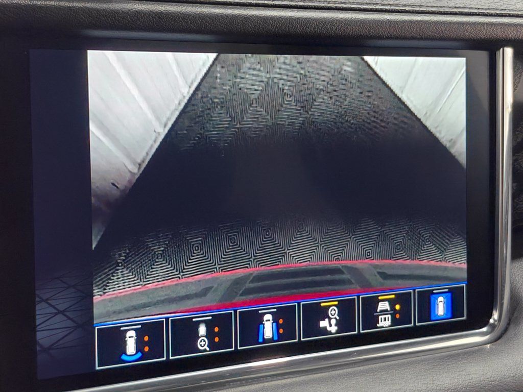 Used 2023 GMC Yukon XL Denali AWD/4WD image 64