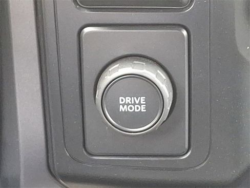 Used 2023 Ford F150 XLT image 21